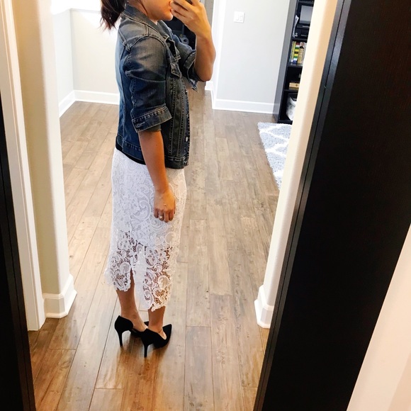 Two piece white lace crop top and pencil skirt - Picture 4 of 8